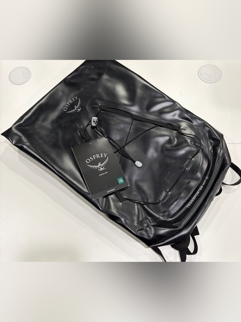 Osprey Transporter Waterproof 18 Backpack NWT Black Roll-Top Closure Bungee